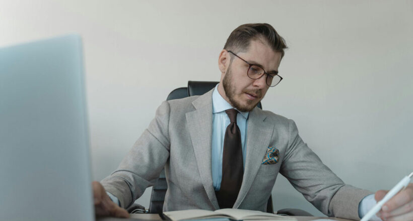 lawyer18
